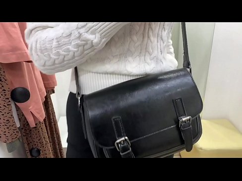 ❤️ Nuoren nartun FeralBerryn julkinen itsetyydytys dildolla sovituskopissa Seksivideo at us fi.port-amurasso.ru ️❤
